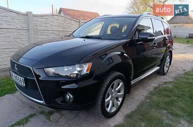 Позашляховик / Кросовер Mitsubishi Outlander 2010 в 