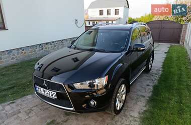 Позашляховик / Кросовер Mitsubishi Outlander 2010 в 