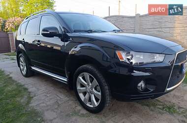 Позашляховик / Кросовер Mitsubishi Outlander 2010 в 