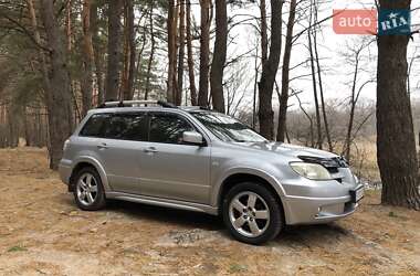 Внедорожник / Кроссовер Mitsubishi Outlander 2007 в 