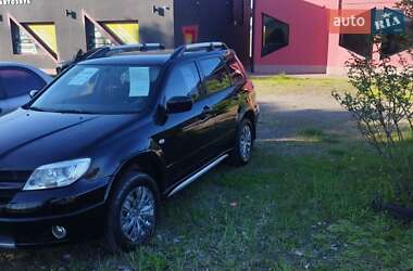 Позашляховик / Кросовер Mitsubishi Outlander 2007 в 