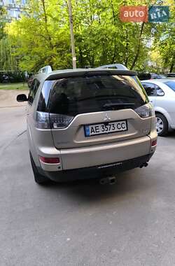 Внедорожник / Кроссовер Mitsubishi Outlander 2007 в 