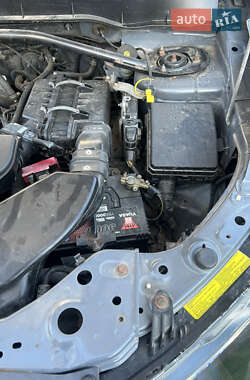 Внедорожник / Кроссовер Mitsubishi Outlander 2008 в 