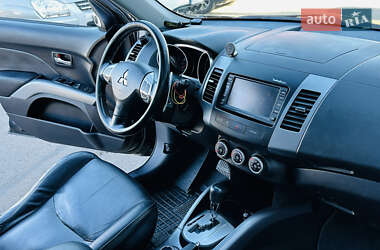 Внедорожник / Кроссовер Mitsubishi Outlander 2007 в 
