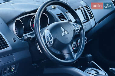 Внедорожник / Кроссовер Mitsubishi Outlander 2007 в 