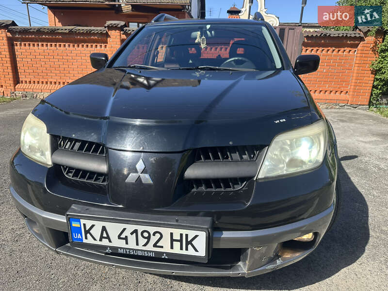 Mitsubishi Outlander 2006