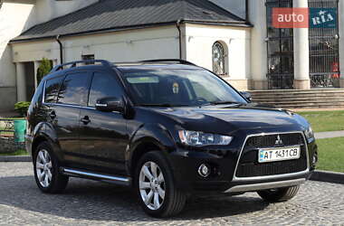 Внедорожник / Кроссовер Mitsubishi Outlander 2010 в Долине