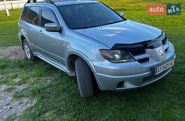 Внедорожник / Кроссовер Mitsubishi Outlander 2006 в Верховине