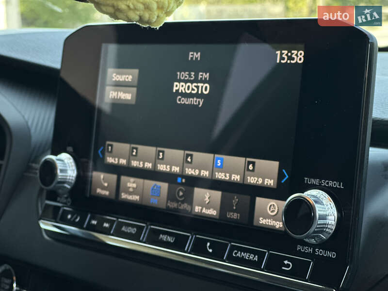 Внедорожник / Кроссовер Mitsubishi Outlander 2021 в Черноморске