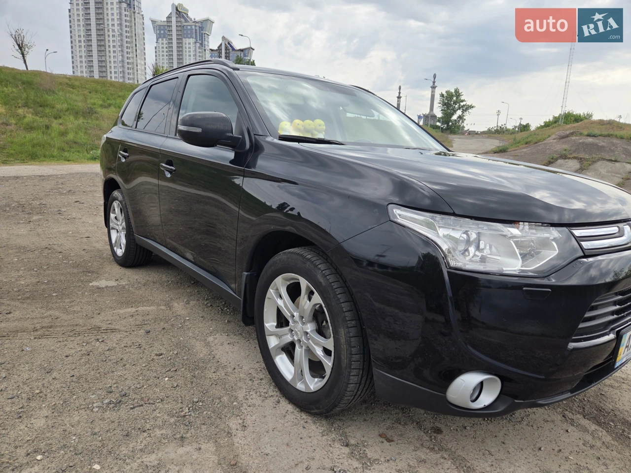 2014 Mitsubishi Outlander - мініатюра 14