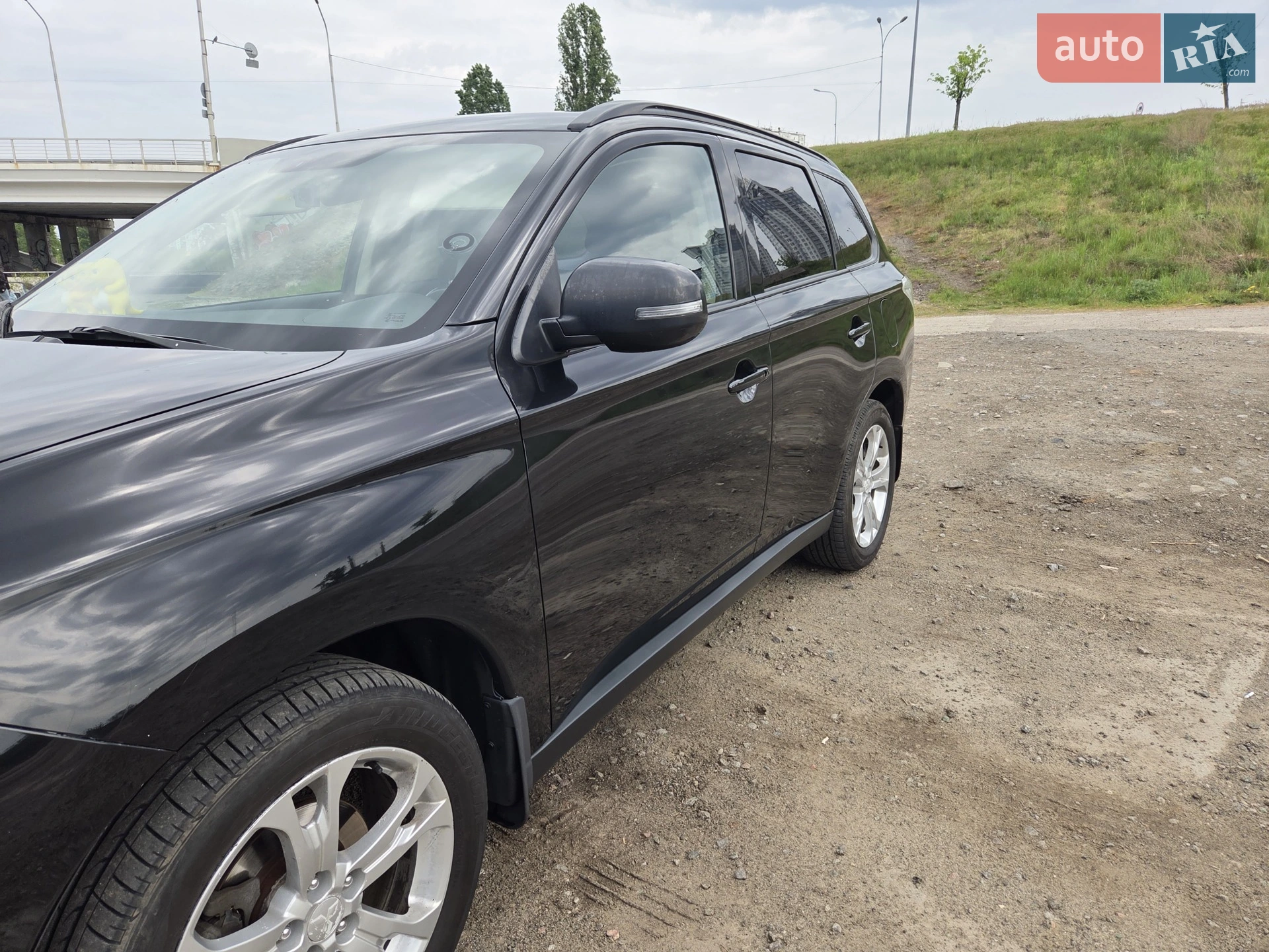 2013 Mitsubishi Outlander - мініатюра 12