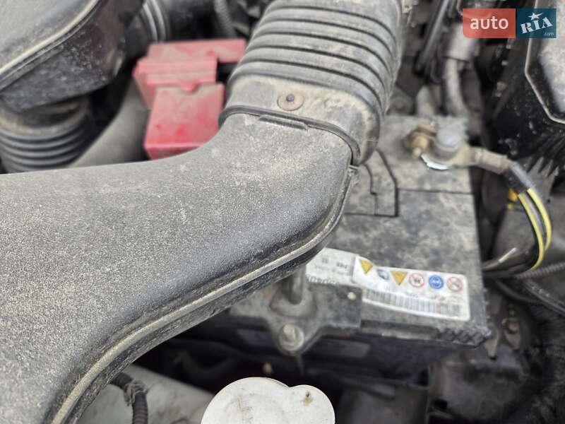 Внедорожник / Кроссовер Mitsubishi Outlander 2013 в Киеве