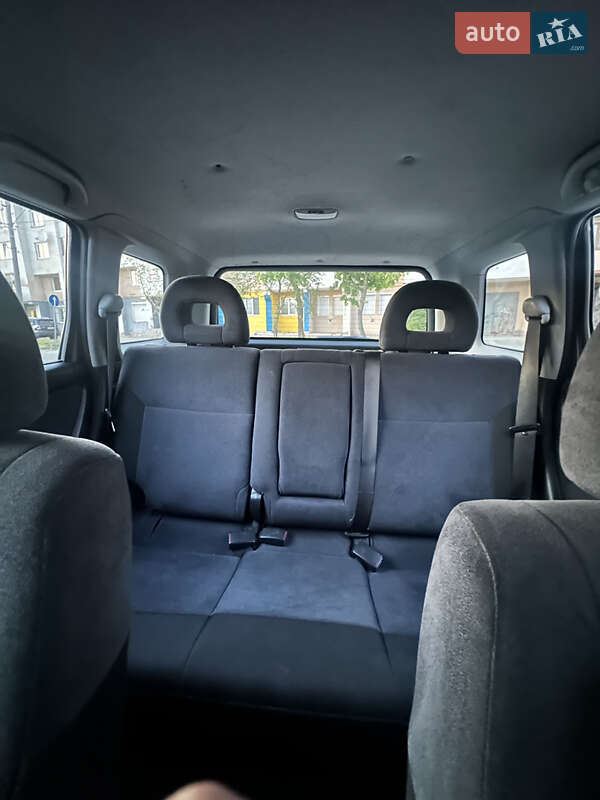 Позашляховик / Кросовер Mitsubishi Outlander 2003 в Івано-Франківську