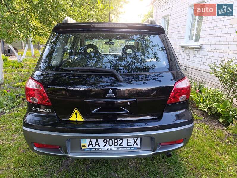 Внедорожник / Кроссовер Mitsubishi Outlander 2007 в Киеве