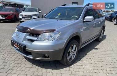 Внедорожник / Кроссовер Mitsubishi Outlander 2006 в 
