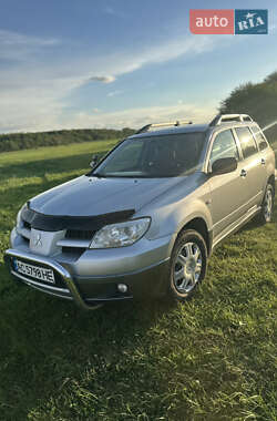 Внедорожник / Кроссовер Mitsubishi Outlander 2007 в Луцке