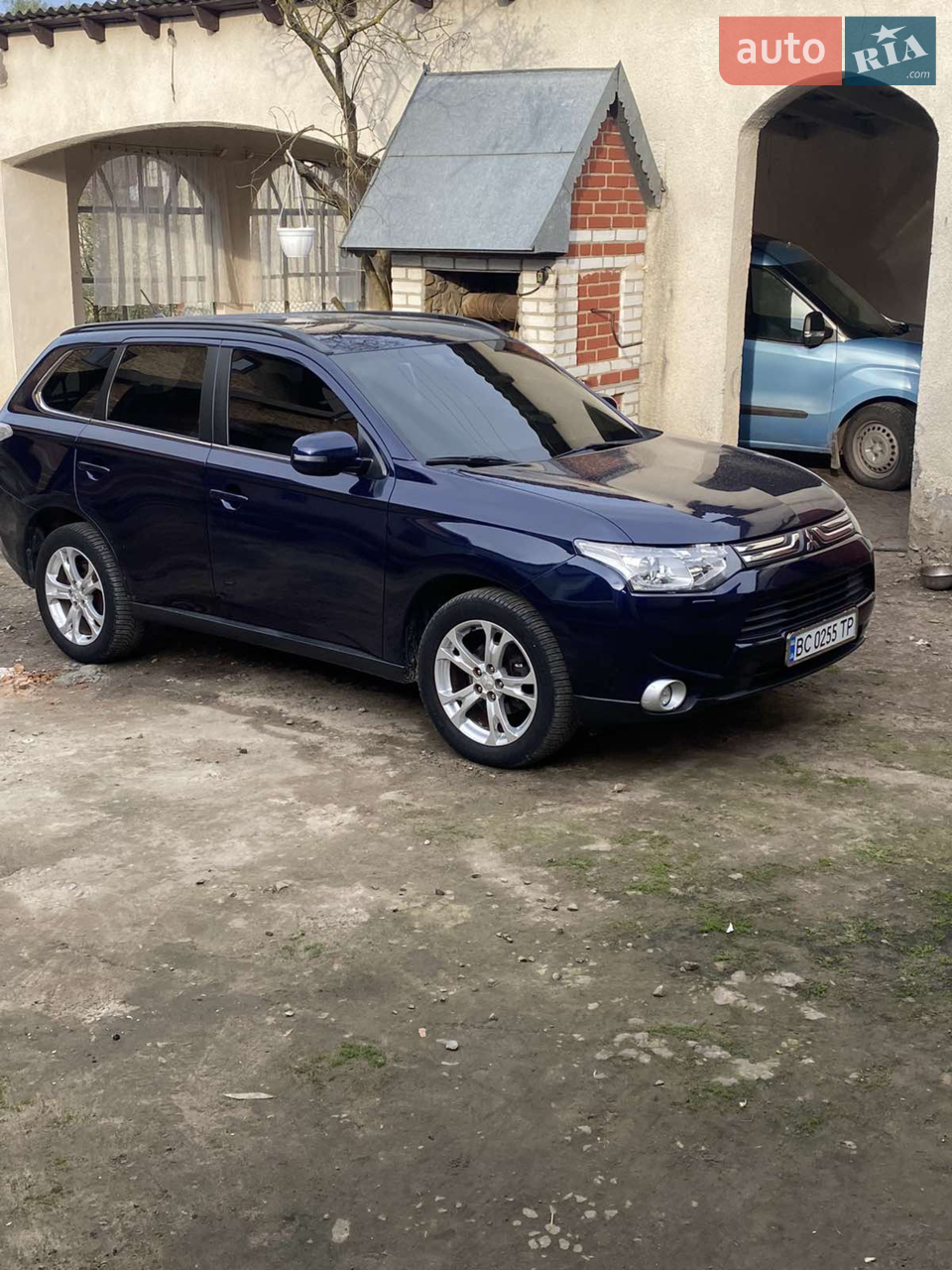 2014 Mitsubishi Outlander - мініатюра 14