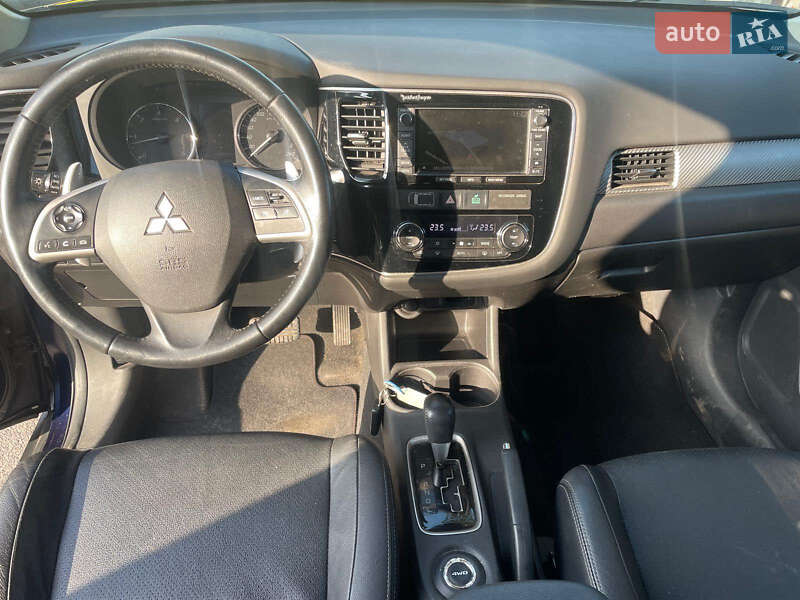 Позашляховик / Кросовер Mitsubishi Outlander 2013 в Куликові фото 3 Позашляховик / Кросовер Mitsubishi Outlander 2013 в Куликові