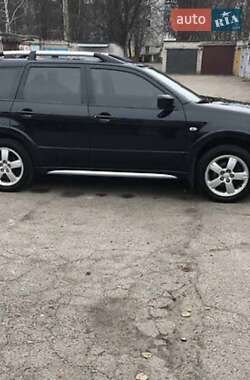Внедорожник / Кроссовер Mitsubishi Outlander 2006 в 
