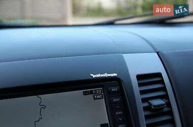 Внедорожник / Кроссовер Mitsubishi Outlander 2011 в 