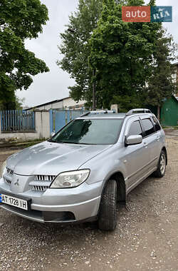 Позашляховик / Кросовер Mitsubishi Outlander 2006 в 