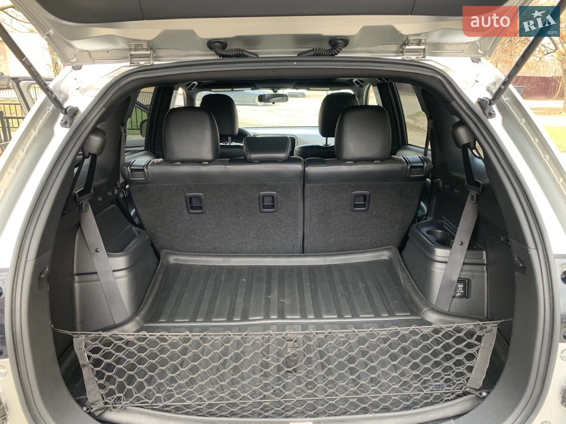 2018 Mitsubishi Outlander - мініатюра 12
