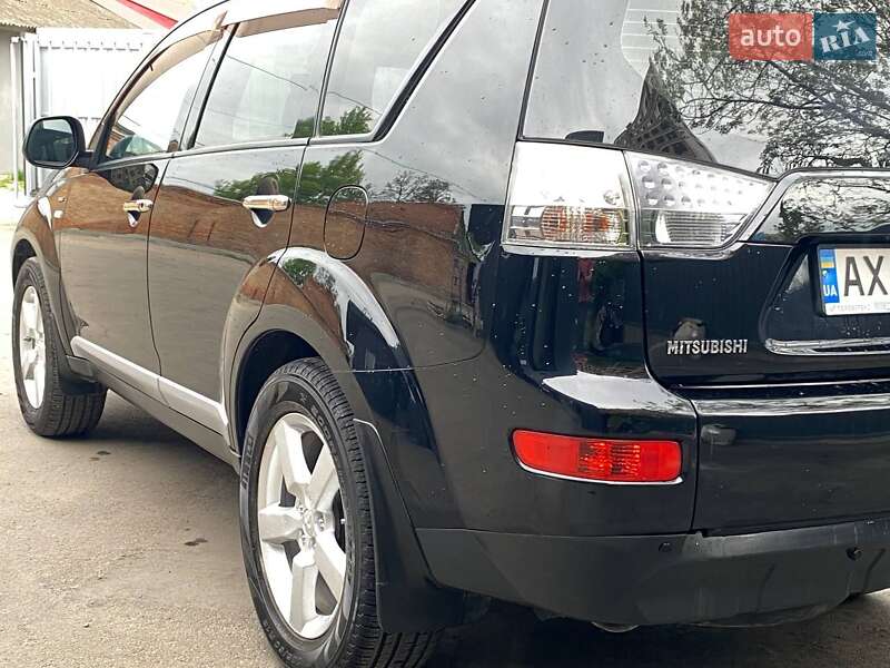 Внедорожник / Кроссовер Mitsubishi Outlander 2007 в Полтаве