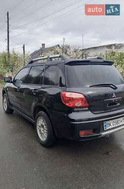 Позашляховик / Кросовер Mitsubishi Outlander 2007 в 