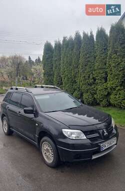 Позашляховик / Кросовер Mitsubishi Outlander 2007 в 