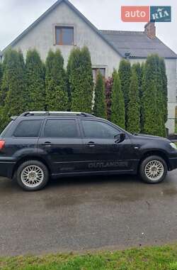 Позашляховик / Кросовер Mitsubishi Outlander 2007 в 
