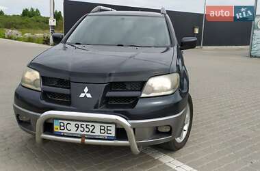 Позашляховик / Кросовер Mitsubishi Outlander 2003 в 