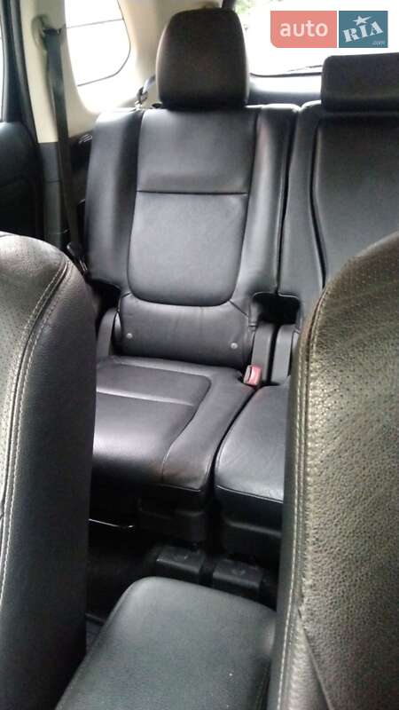 Позашляховик / Кросовер Mitsubishi Outlander 2015 в Полтаві фото 12 Позашляховик / Кросовер Mitsubishi Outlander 2015 в Полтаві