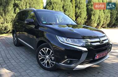Позашляховик / Кросовер Mitsubishi Outlander 2015 в Самборі