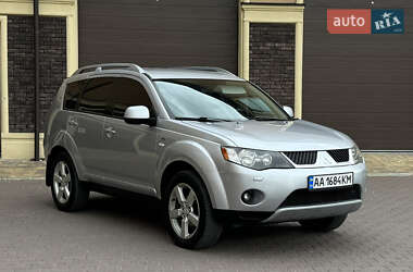 Позашляховик / Кросовер Mitsubishi Outlander 2007 в 