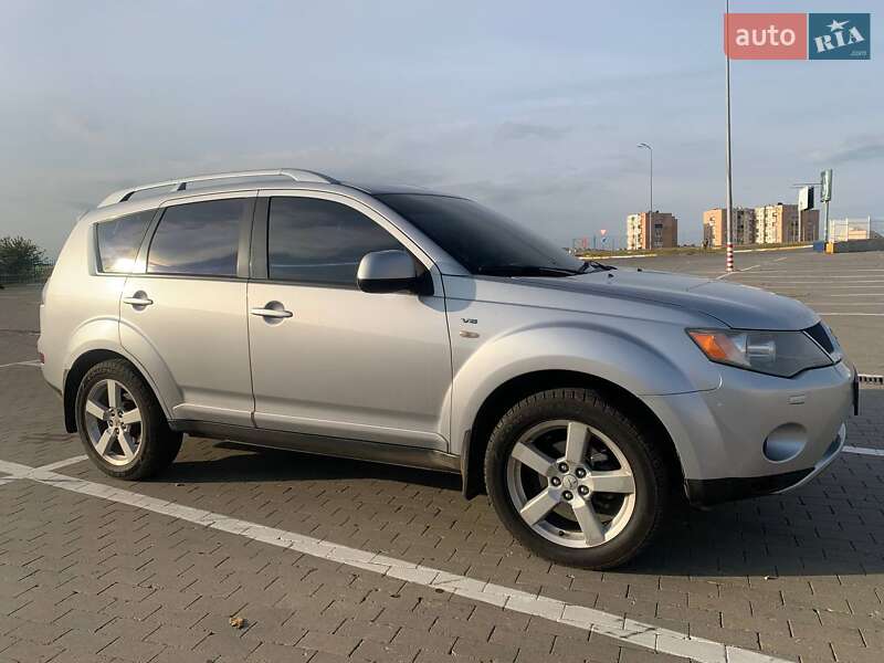 Mitsubishi Outlander 2007