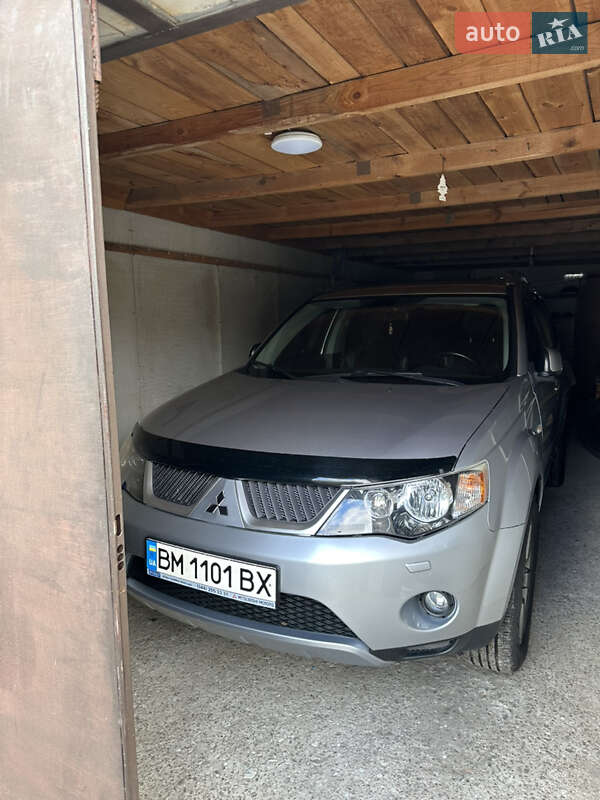 Mitsubishi Outlander 2008