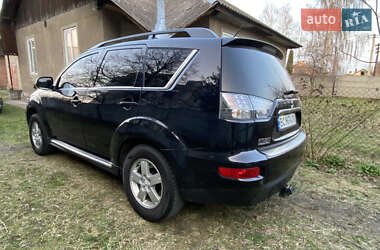 Позашляховик / Кросовер Mitsubishi Outlander 2010 в 