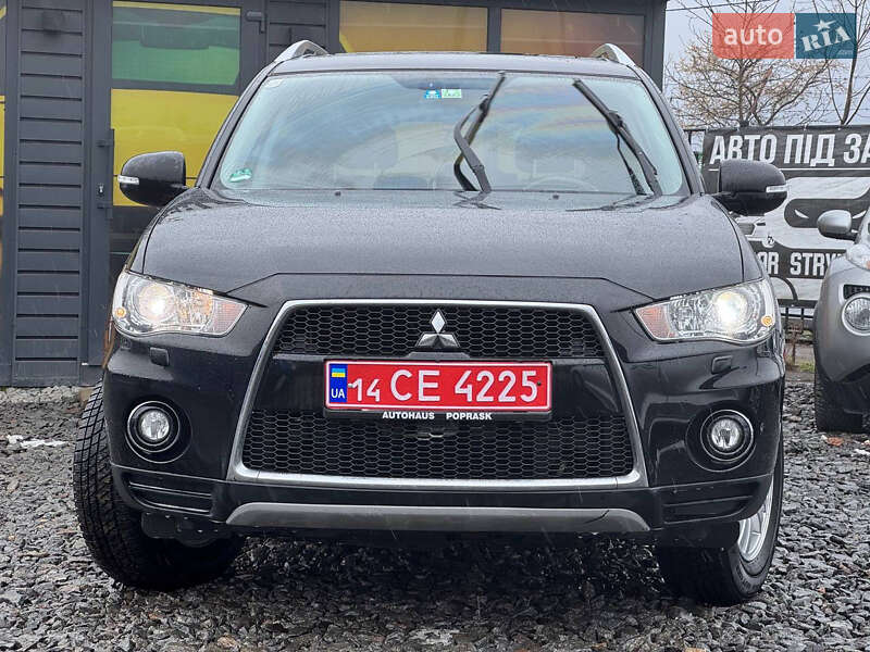 Позашляховик / Кросовер Mitsubishi Outlander 2010 в Стрию