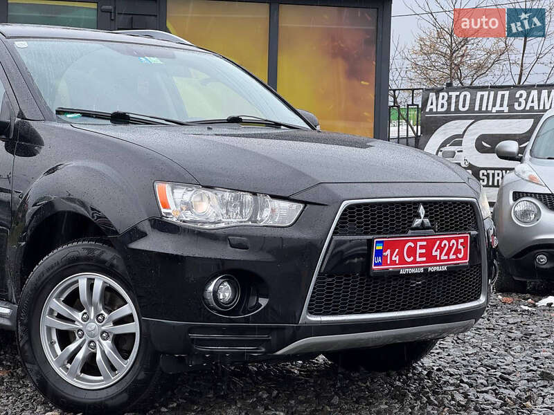 Позашляховик / Кросовер Mitsubishi Outlander 2010 в Стрию