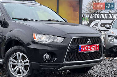 Внедорожник / Кроссовер Mitsubishi Outlander 2010 в 