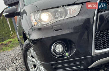 Внедорожник / Кроссовер Mitsubishi Outlander 2010 в 