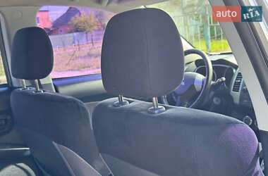 Внедорожник / Кроссовер Mitsubishi Outlander 2011 в 