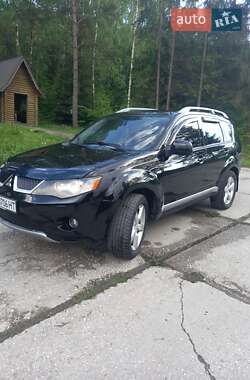 Внедорожник / Кроссовер Mitsubishi Outlander 2008 в Долине