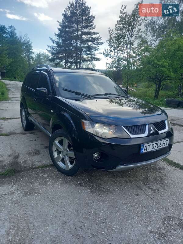 Mitsubishi Outlander 2008