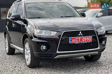 Позашляховик / Кросовер Mitsubishi Outlander 2010 в 