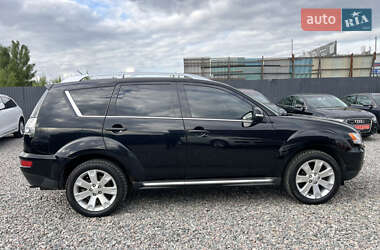 Позашляховик / Кросовер Mitsubishi Outlander 2010 в 