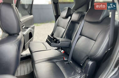 Позашляховик / Кросовер Mitsubishi Outlander 2010 в 