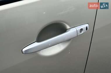 Внедорожник / Кроссовер Mitsubishi Outlander 2009 в 