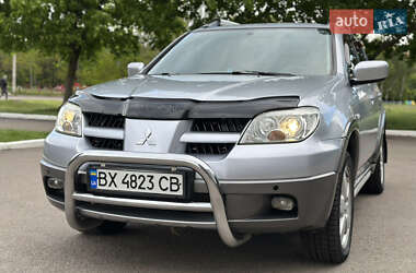 Позашляховик / Кросовер Mitsubishi Outlander 2006 в 