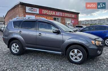Внедорожник / Кроссовер Mitsubishi Outlander 2009 в 